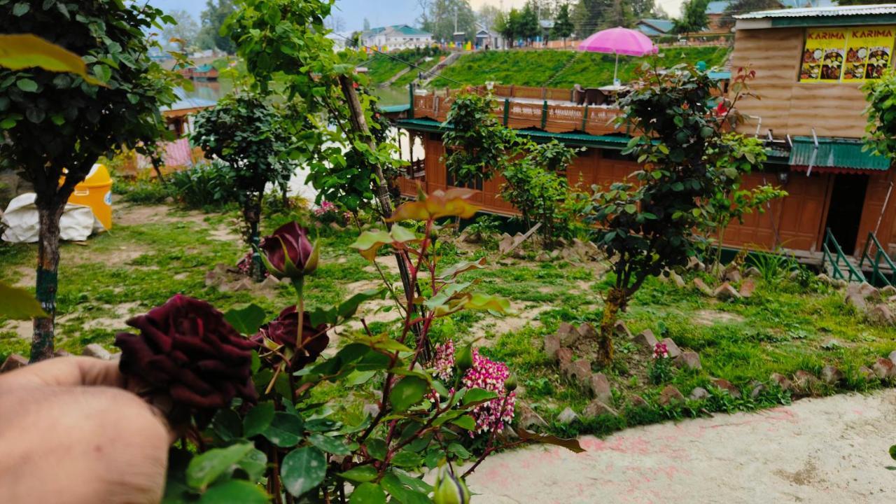 Houseboat Karima Palace Srīnagar Zewnętrze zdjęcie